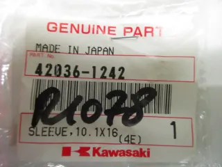R1078 Kawasaki ZZR 1100 ZX1100D Hülse Buchse 42036-1242 Bremspedal 10,1x16 Führung - Bild 5