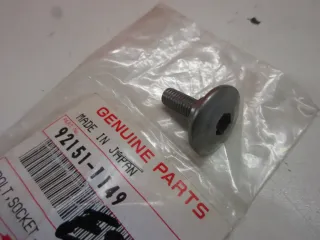 E978. Kawasaki ZRX 1100 ZR1100 Schraube Verkleidung 92151-1149 Bolzen M6 bolt - Bild 3