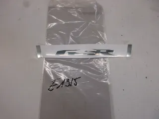 E1915. Suzuki GSR 600 Aufkleber Dekor 68161-44G00-DWS Sitzbank Emblem Schriftzug - Bild 1