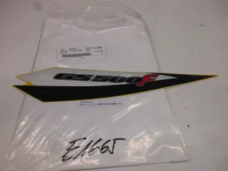 E1665. Suzuki GS 500 F Aufkleber Dekor 68145-01DD0-BVP Verkleidung links Emblem - Bild 2
