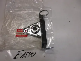 E1540. Suzuki GN 250 Lampenhalter 51540-38300 vorne links Scheinwerferhalter - Bild 3