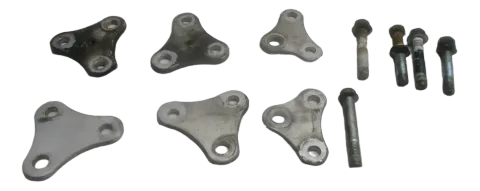 Background image for Suzuki GSX-R 750 GR 75 A Knicker Motorhalter Bolzen Schrauben Dreiecke