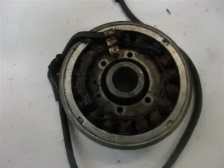 1. HONDA VF 750 S RC07 LICHTMASCHINE MIT POLRAD STATOR ALTERNATOR FL-125-02 - Bild 2