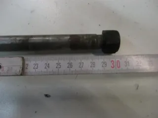 STECKACHSE HINTEN 1. HONDA FT 500 PC07 ACHSE SCHRAUBE BOLZEN AXLE WHEEL - Bild 2