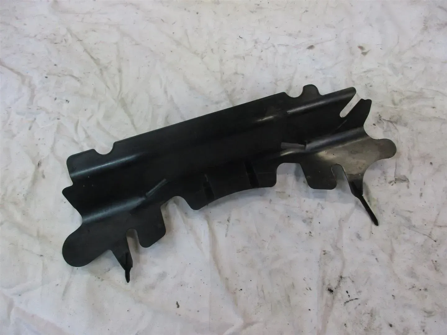 2. SUZUKI GSX 1300 R HAYABUSA GSX-R VERKLEIDUNG MOTOR BLENDE ABDECKUNG SCHUTZ - Bild 1