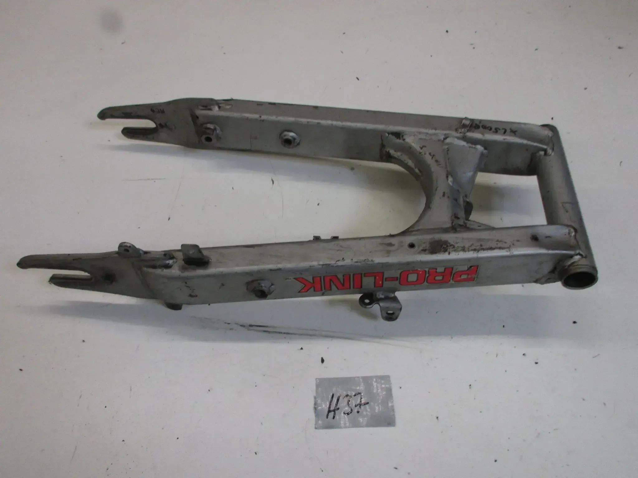 H37. Honda XL 500 R PD02 Schwinge  Hinterrad Aufhängung Felge Rahmen swing arm - Bild 1