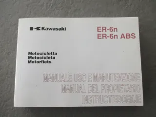 Kawasaki ER-6N ABS ER650CB/DB ET 99976-1581 Manuel del Propietario Benutzerhandbuch - Bild 1