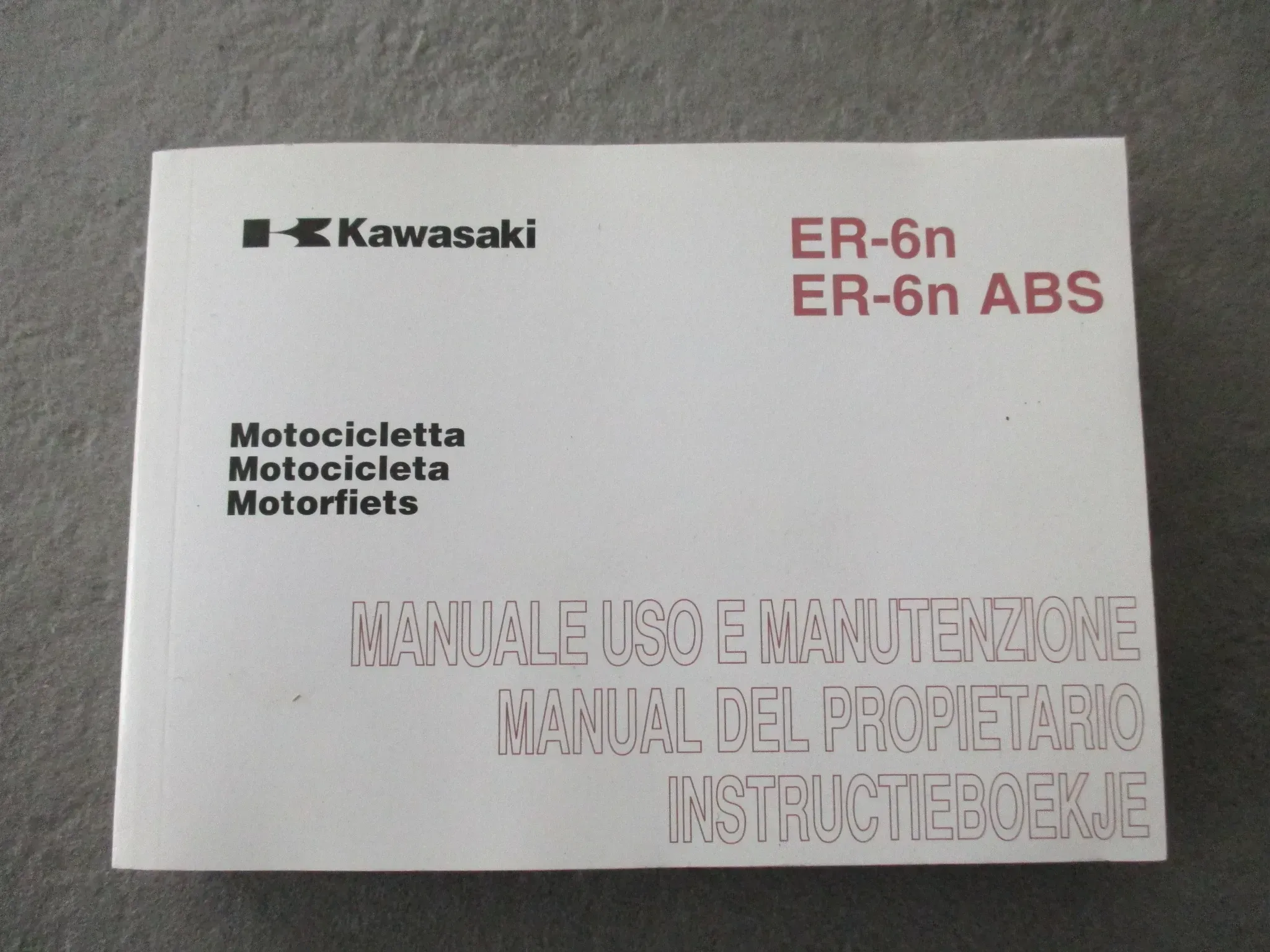 Kawasaki ER-6N ABS ER650CB/DB ET 99976-1581 Manuel del Propietario Benutzerhandbuch - Bild 1