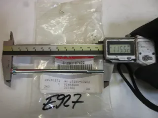 E927. Suzuki GS 450_550_1000 Schraube Bolzen 31281-87402 Anlasser Starter bolt - Bild 8