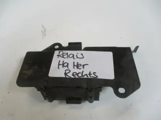4. SUZUKI GSX 400 E GK 53 C Relaishalter Halter Träger Elektrik Relais rechts - Bild 3