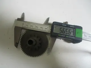3. Suzuki GSF 600 Bandit GN 77 B Anlasserfreilauf Freilauf Anlasser Zahnrad - Bild 1
