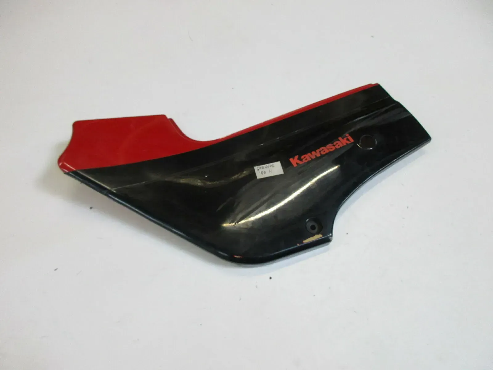 1. Kawasaki GPZ 600 R ZX600A Verkleidung links Seitenverkleidung Sitzbank cover - Bild 1