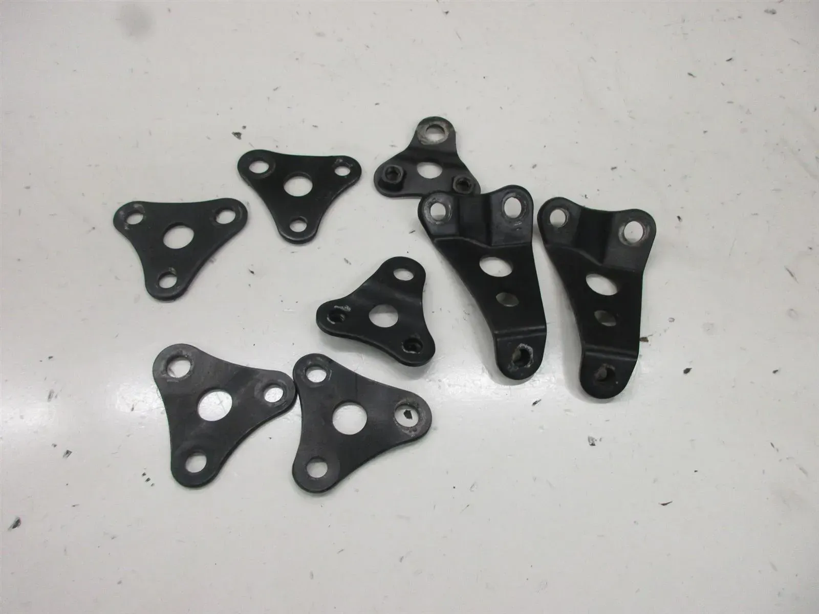 Suzuki GSX 550 ES GN 71 D Motorhalter Kleinteile Träger Befestigung Konvolut - Bild 1