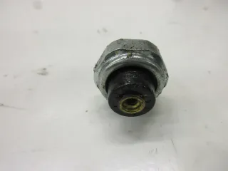 Öldruckschalter Motorschalter Ölschalter 1. Suzuki GSX 750 F GR 78 A Sensor - Bild 2