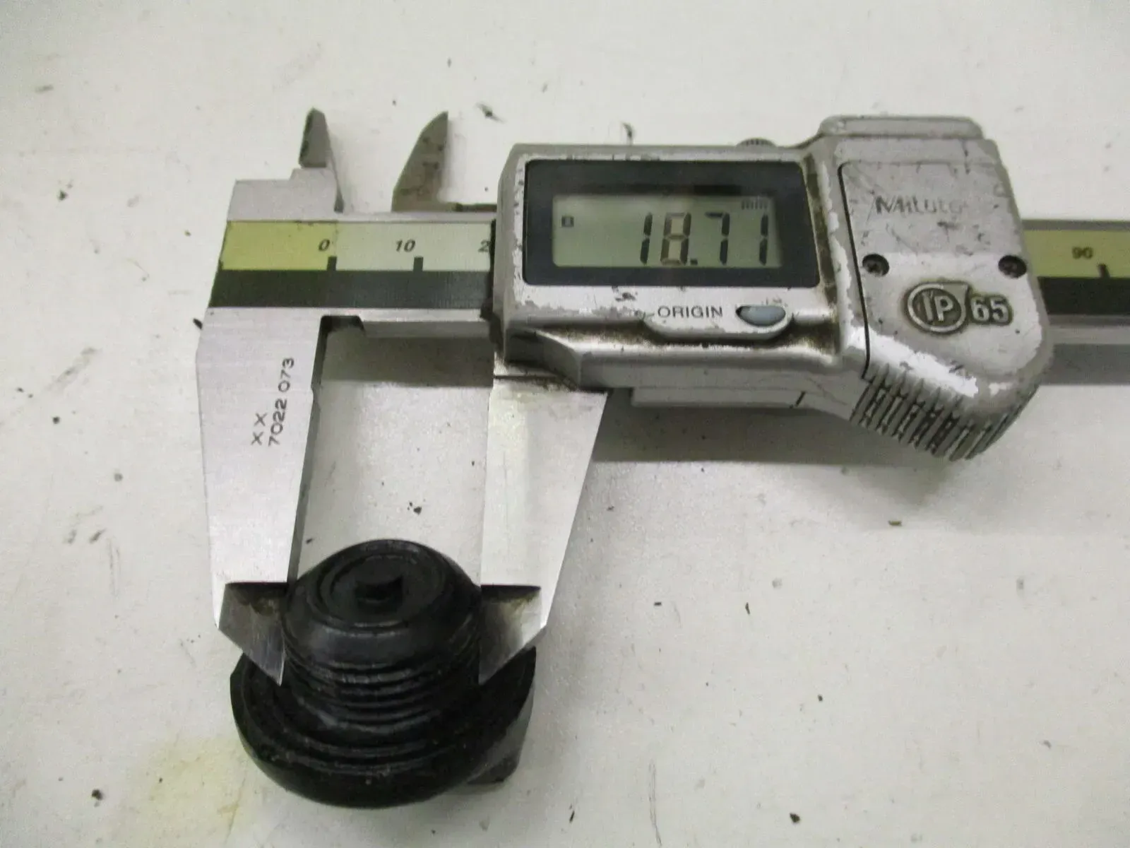 Ölverschlußdeckel Kappe 1. Suzuki RG 80 Gamma NC11A Deckel Motoröl Öldeckel - Bild 1