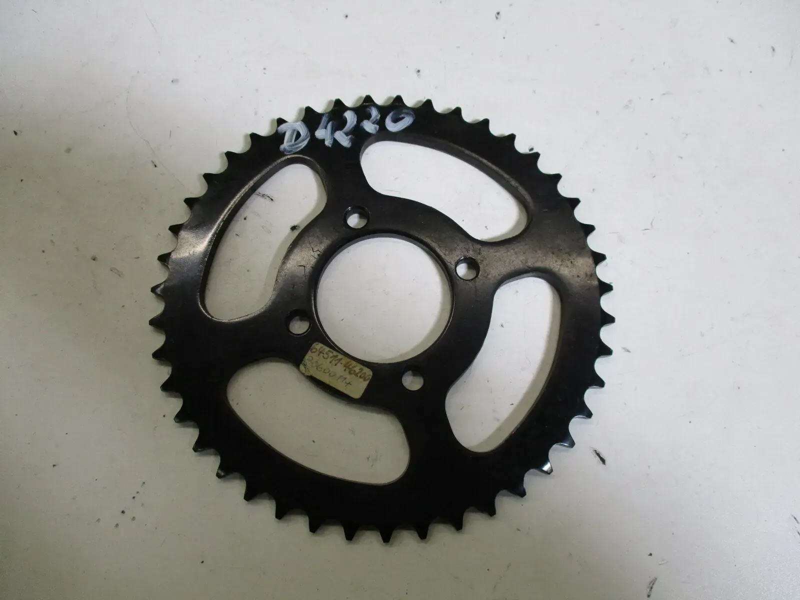 D4220 Kettenrad 43 Zähne 64511-46200 Suzuki TS 50_75 DR 50 Antriebsrad Ritzel - Bild 1