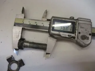 Bremsscheibenschrauben M10x39 mm Kawasaki Z 1000 MK2 KZT00A vorne (2) Sicherungs - Bild 3