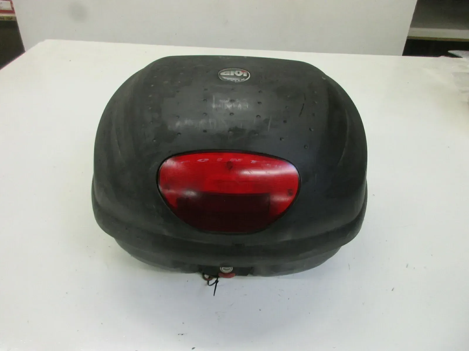 1. Kawasaki KLR 250 D KL Topcase mit Kofferhalter Koffer Gepäckkofer Givi - Bild 1