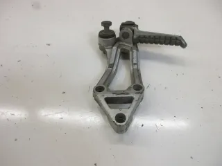 1. Kawasaki ZX-10 Tomcat ZXT 00 B Fußrastenhalter (2) hinten rechts mit Fußraste - Bild 3