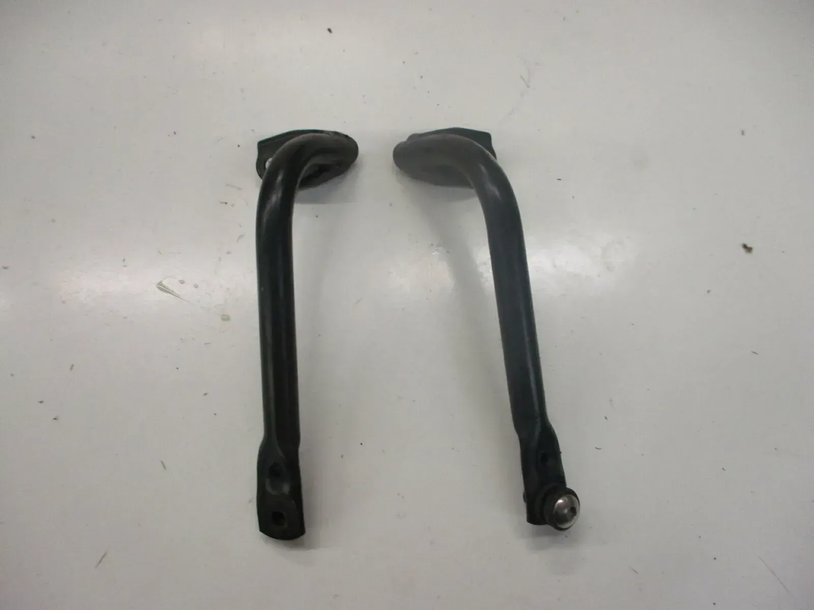 2. Honda CB 600 F_S Hornet PC 36 Verkleidungshalter Bügel Halter Verkleidung vor - Bild 1