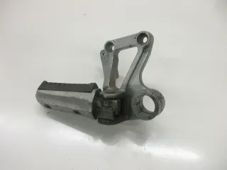 4. Kawasaki GPZ 600 R ZX600A Fußrastenhalter hinten rechts mit Fussraste Sozius - Bild 2