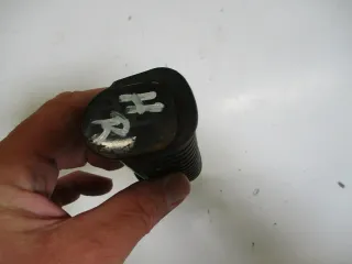 2. Honda CB 750 F Bol D'OR RC 04 Fußraste hinten rechts mit Fußrastenhalter - Bild 3