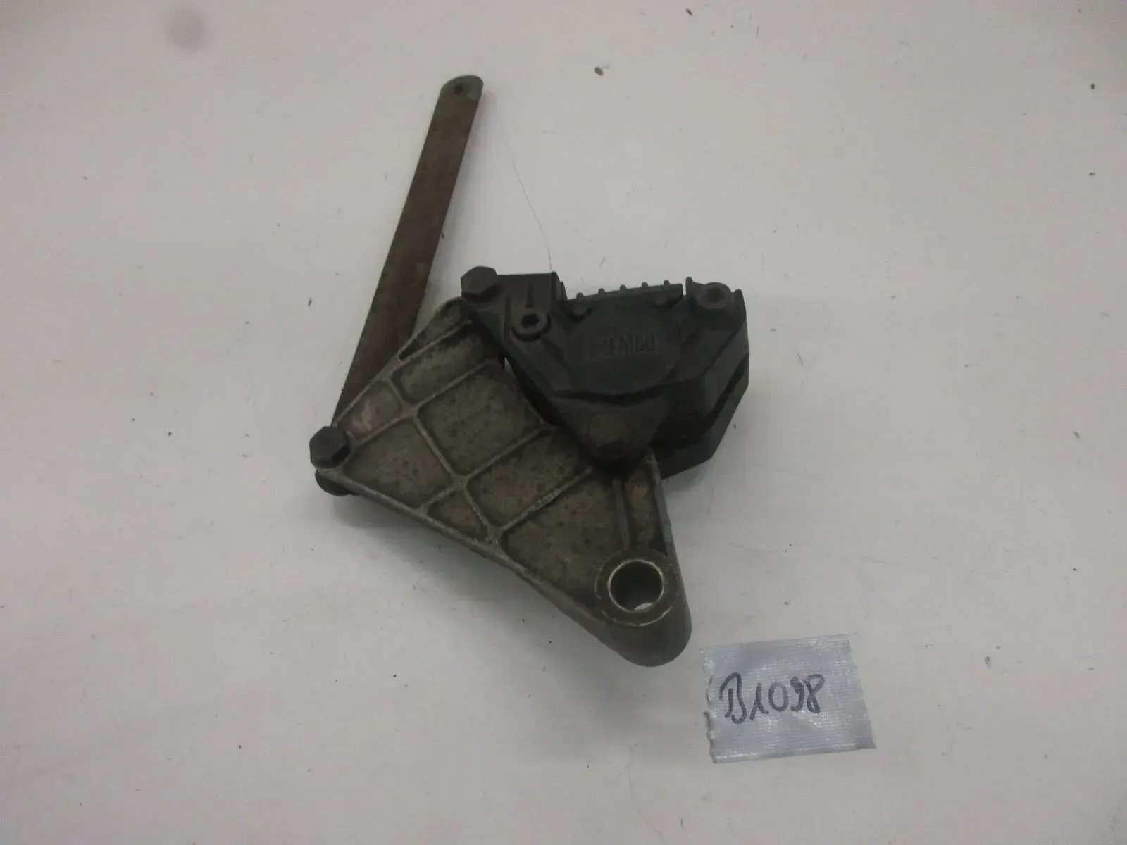 Bremssattel Bremszange B1098 BMW R100 RT RS hinten Bremssattelhalter Ankerplatte - Bild 1