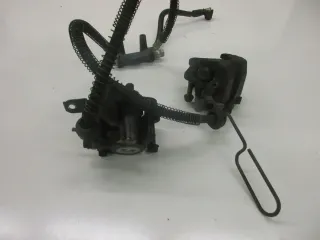 3. Kawasaki GPZ 305 EX305A BD Bremssattel Bremszange vorne rechts links brake - Bild 2