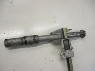 2. Honda CB 600 F_S Hornet PC 36 Steckachse 20 mm Achse vorne axle front - Bild 1