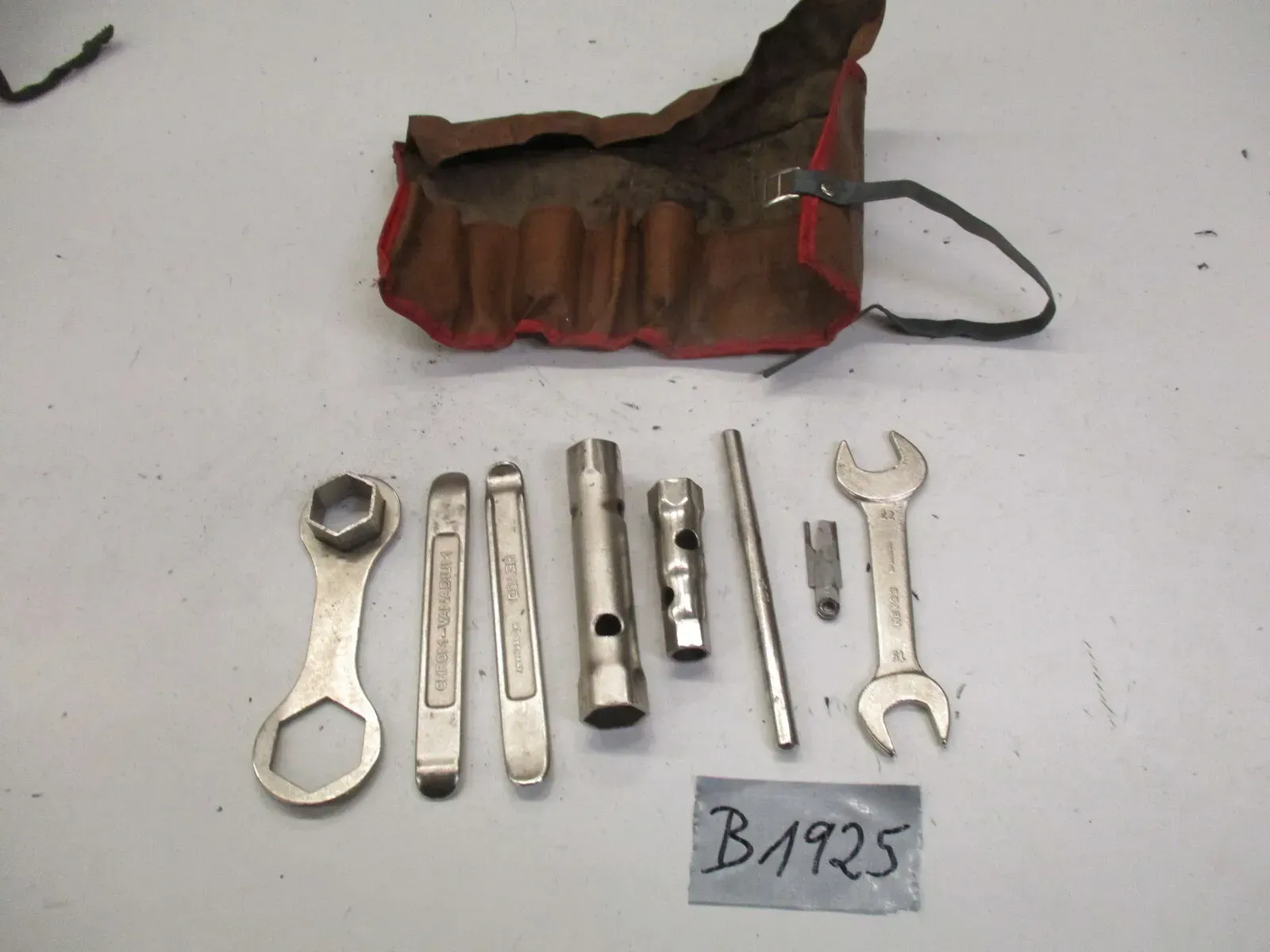 Werkzeug Bordwerkzeug B1925 BMW R25_26_27_45_50_65_75_100 Spezialschlüssel tools - Bild 1