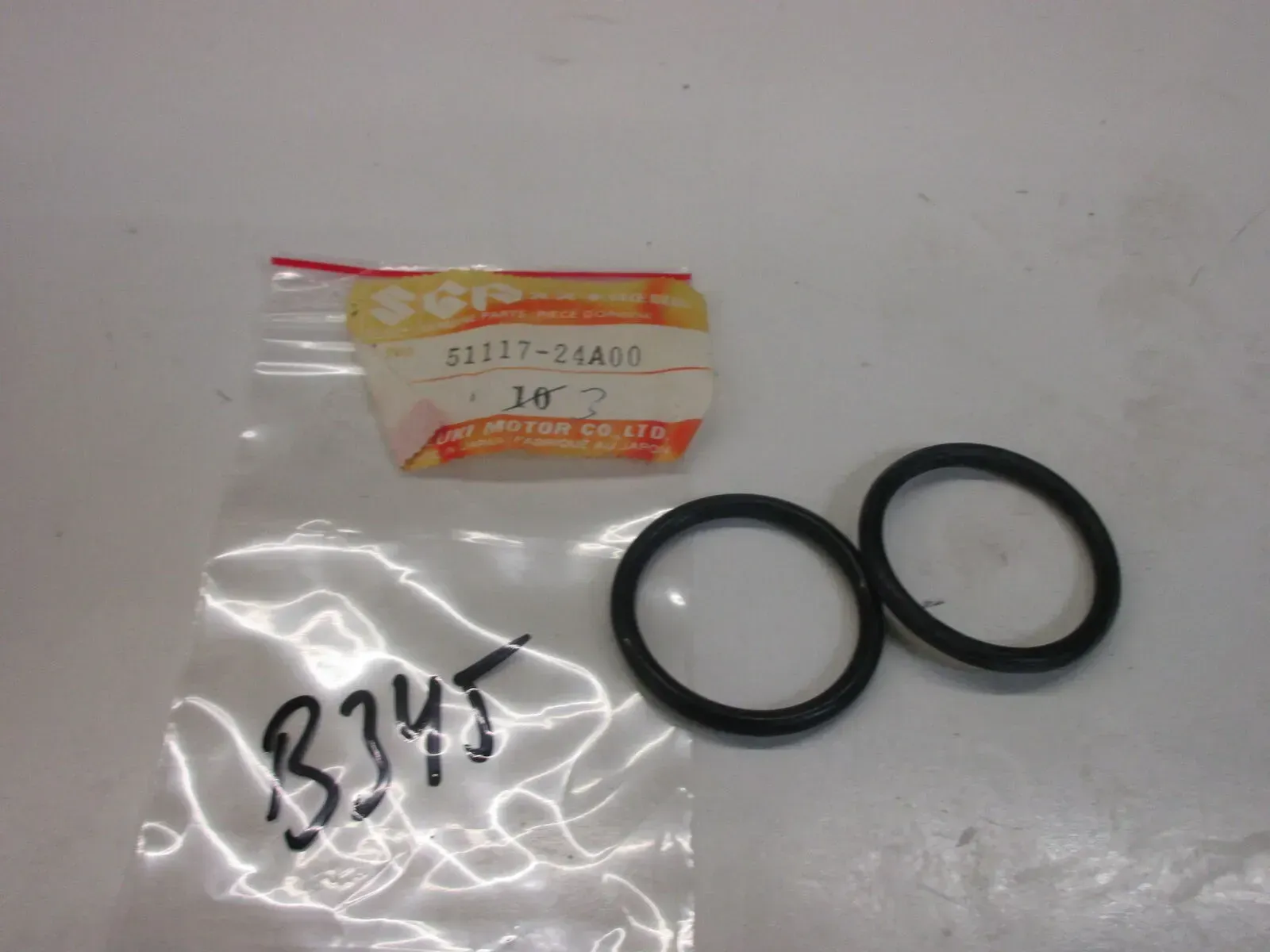 Dichtung Dämpfer B345. Suzuki GSX-R 750_1100 Gabel Standrohr O-Ring 51117-24A00 - Bild 1