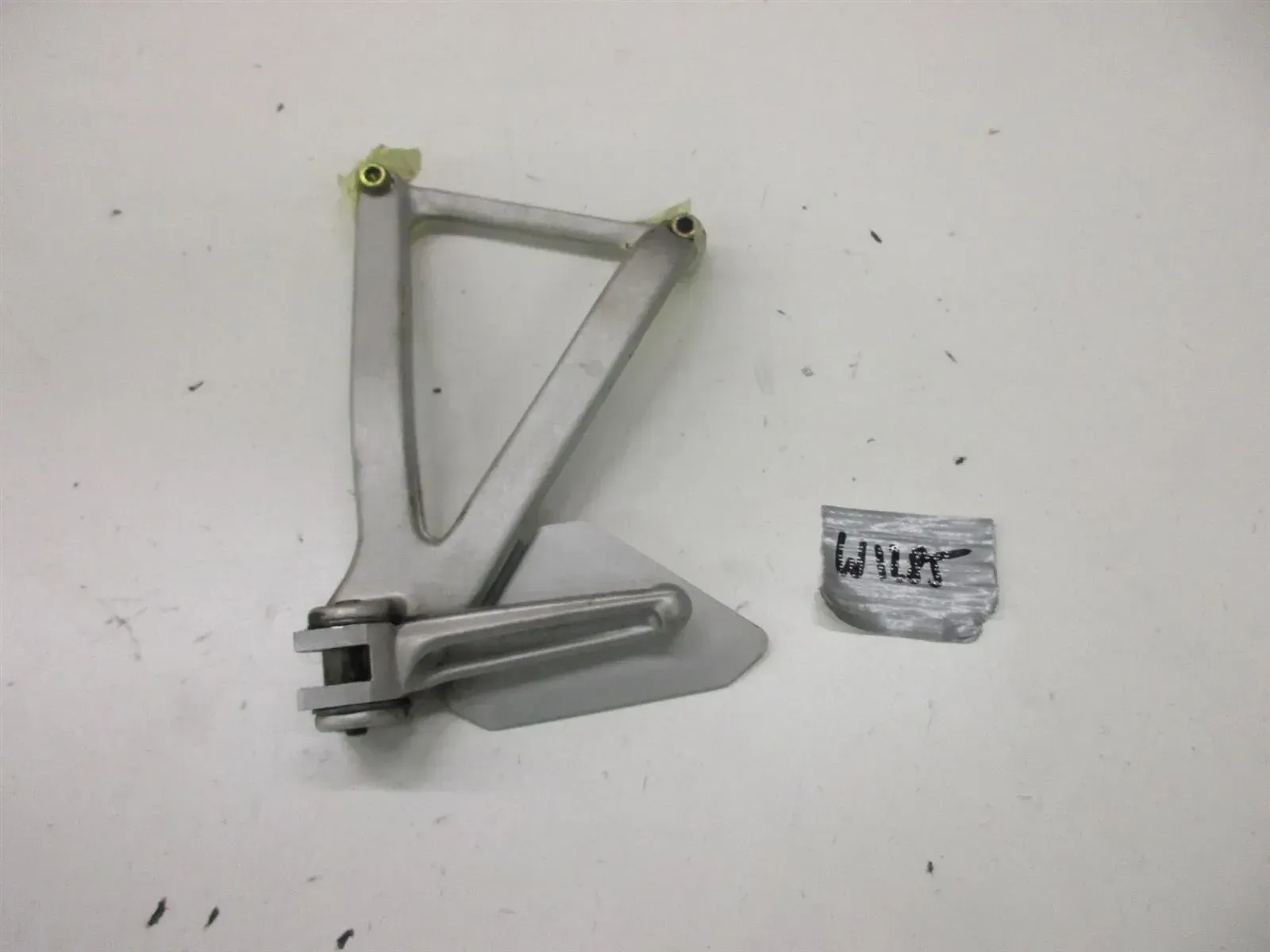 W1285. Ducati 749_999 Fußraste hinten links mit Fußrastenhalter Fussraste 2369L - Bild 1