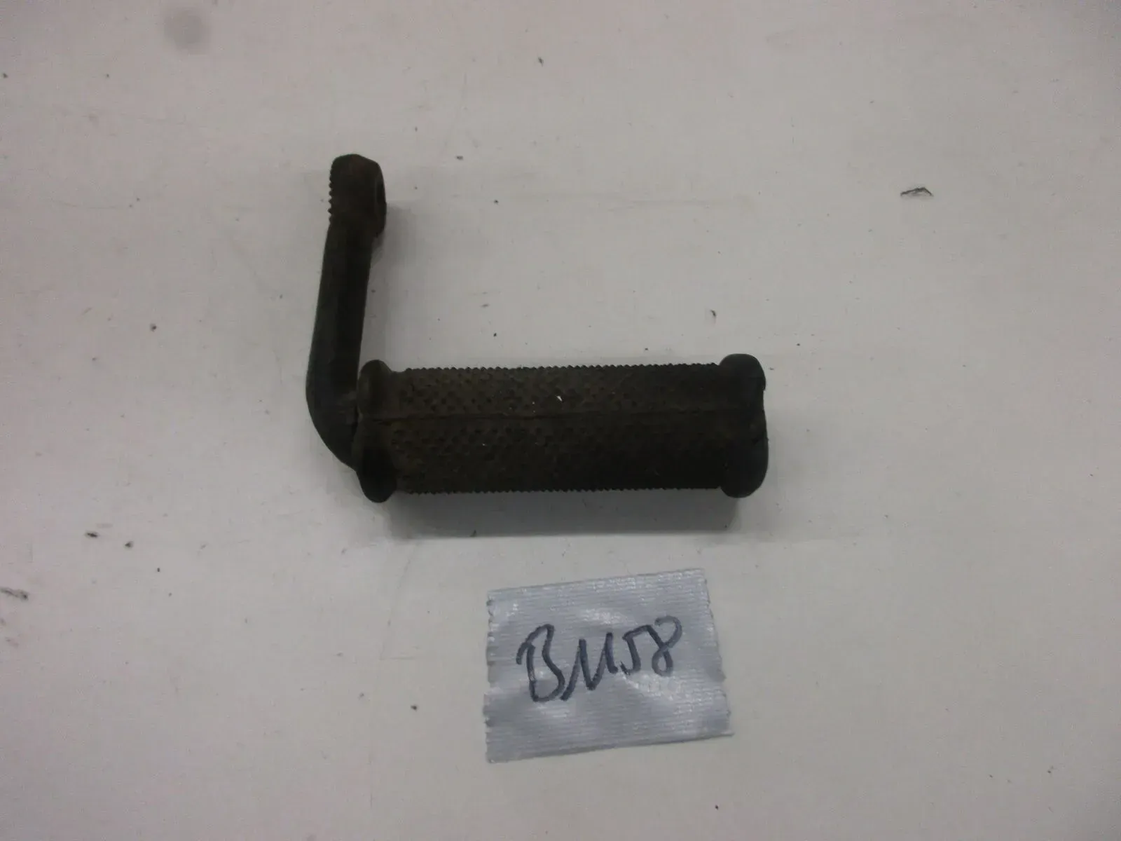Fußraste Soziusraste B1158 BMW R25 R26 R27 R69 hinten links oder rechts footrest - Bild 1