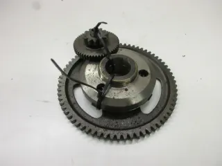 Anlasserfreilauf Motor 1. Suzuki GSX 600 F GN 72 B Lichtmaschine Zahnrad Ritzel - Bild 3
