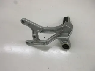 Fußraste hinten links (2) Soziusraste Suzuki GSX-R 1100 W GSXR GU 75 C Halter - Bild 4