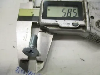 D2191 Yamaha DT_XT_SR_XS_XVZ Bolzen Schrauben Kreuzschlitz Konvolut - Bild 6