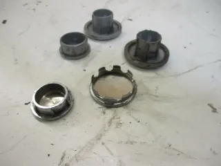 3. Suzuki GSX 1100 F GV 72 C Verkleidungsdeckel Deckel Rahmen Verkleidung - Bild 3