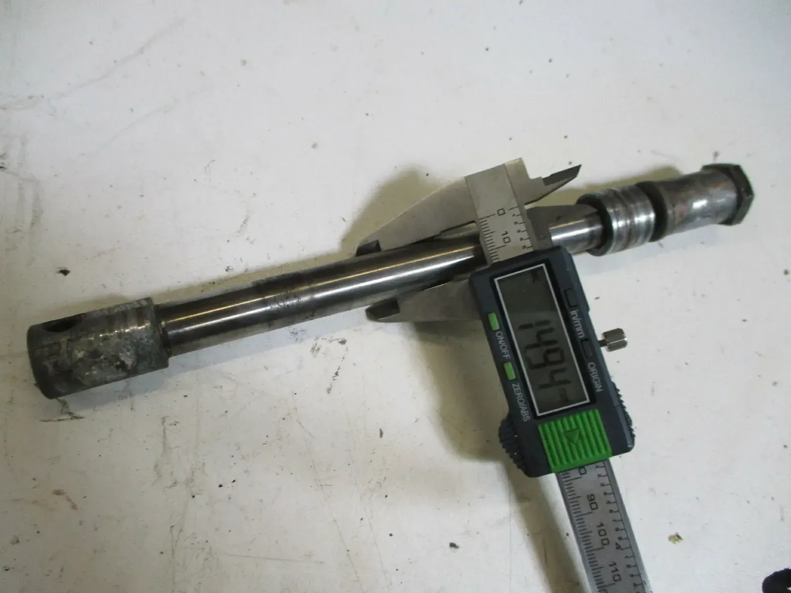Honda CB 250 G CJ_T Bj.76 Steckachse 15 mm Achse vorne axle front Felge vorne - Bild 1