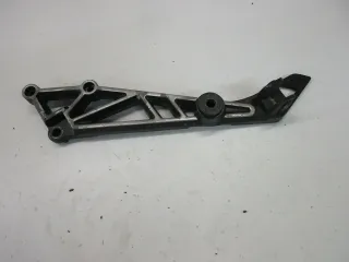 O1. Kawasaki GPZ 305 EX305A Fußrastenhalter hinten links Fußrastenbrücke - Bild 1