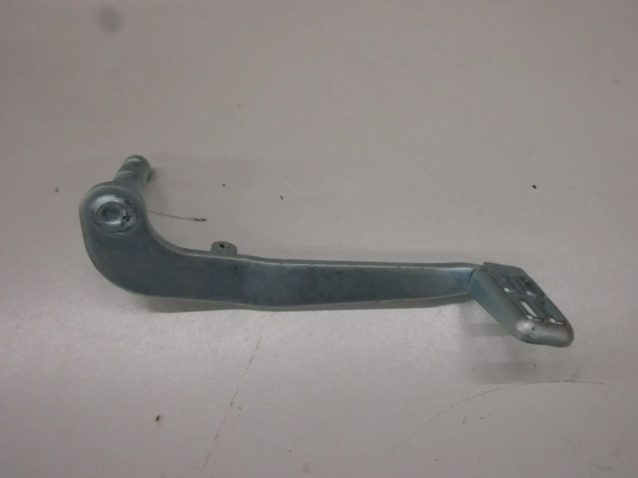 X564. Yamaha Fazer 250 Fußbremshebel Bremshebel unten Bremse Hebel brake - Bild 1