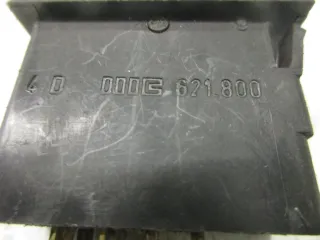 Q1384 VW Audi Seat Schalter 621800 Warnblinkleuchte Elektronik - Bild 5