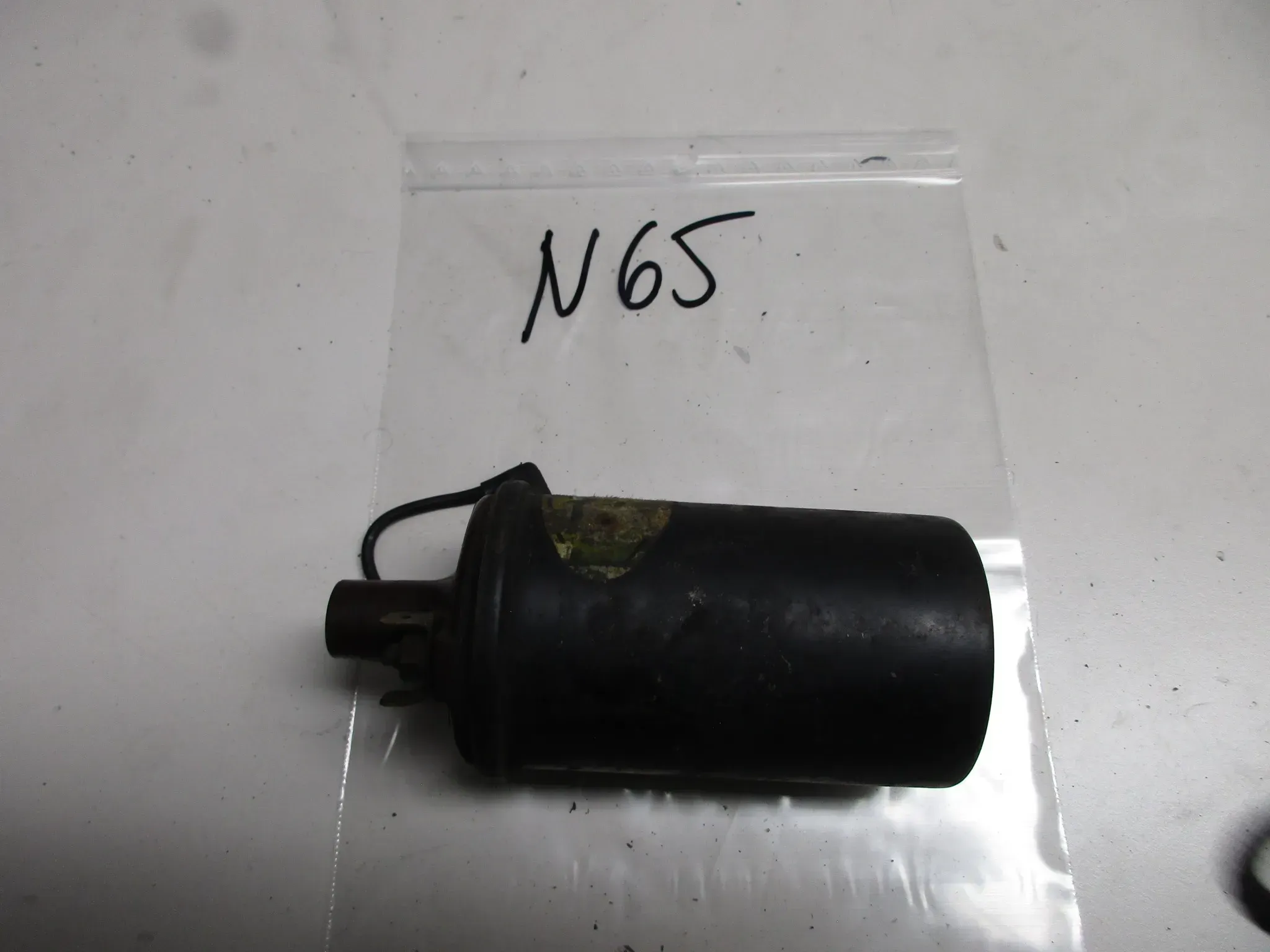 N65 MW R 100 R 80 R45 Zündspule Bosch 0221100022 igniter - Bild 1