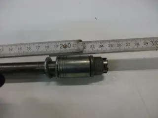 O1. Honda CM 185 T Twin Steckachse hinten Achse Hinterrad Axle Felge Wheel - Bild 2