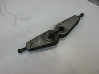O1. Suzuki GS 550 M KATANA Kettenspanner (2) rechts links Kette Spanner Antrieb - Bild 2