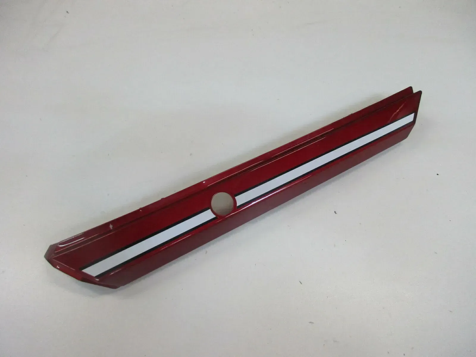 Yamaha XZ 550 11U Verkleidung links ROT Heck Leiste Blende Abdeckung NEU - Bild 1