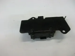 O1. Suzuki GSX 400 E GK 53 C Halter Relaishalter Rahmen Verkleidung Träger - Bild 3