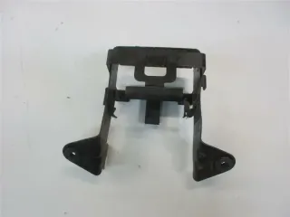 Suzuki RG 125 Gamma NF13A Batteriehalter Rahmen Halter Batteriefach Verkleidung - Bild 3