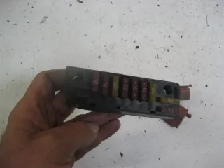 4. HONDA CBR 1000 F SC24 SICHERUNGSKASTEN SICHERUNGSBOX SICHERUNGEN FUSE-BOX - Bild 3