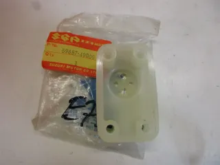 E733. Suzuki GS 650 G GS 550 M Bremsflüssigkeitsbehälter oben 59687-49000 Bremspumpe Öl - Bild 3