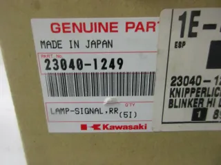 A904 Kawasaki ZZR 1100 D Blinker hinten Original links 23040-1249 turn signal - Bild 5